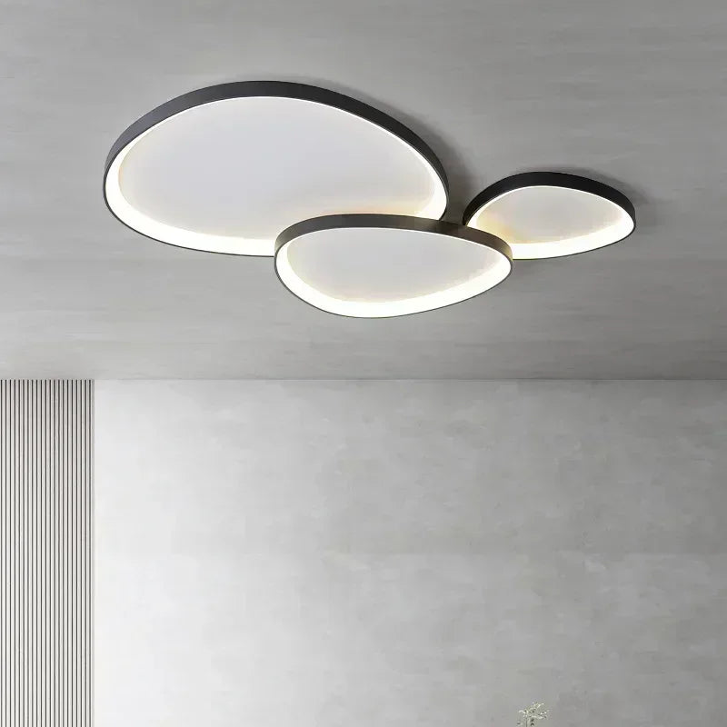 Plafonnier LED moderne – galet noir ou blanc