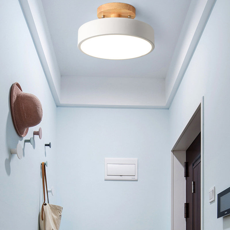 Plafonnier LED nordique rond bois et couleur